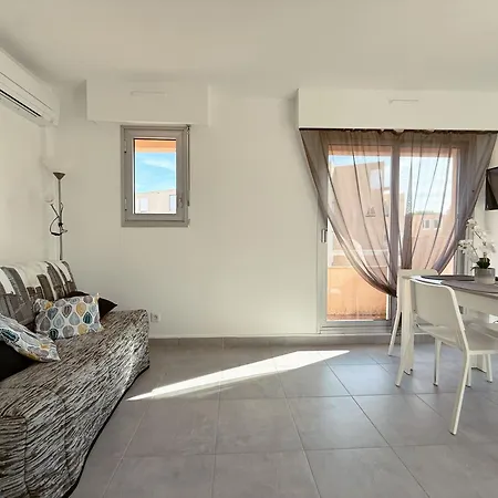 L'olivier Apartment